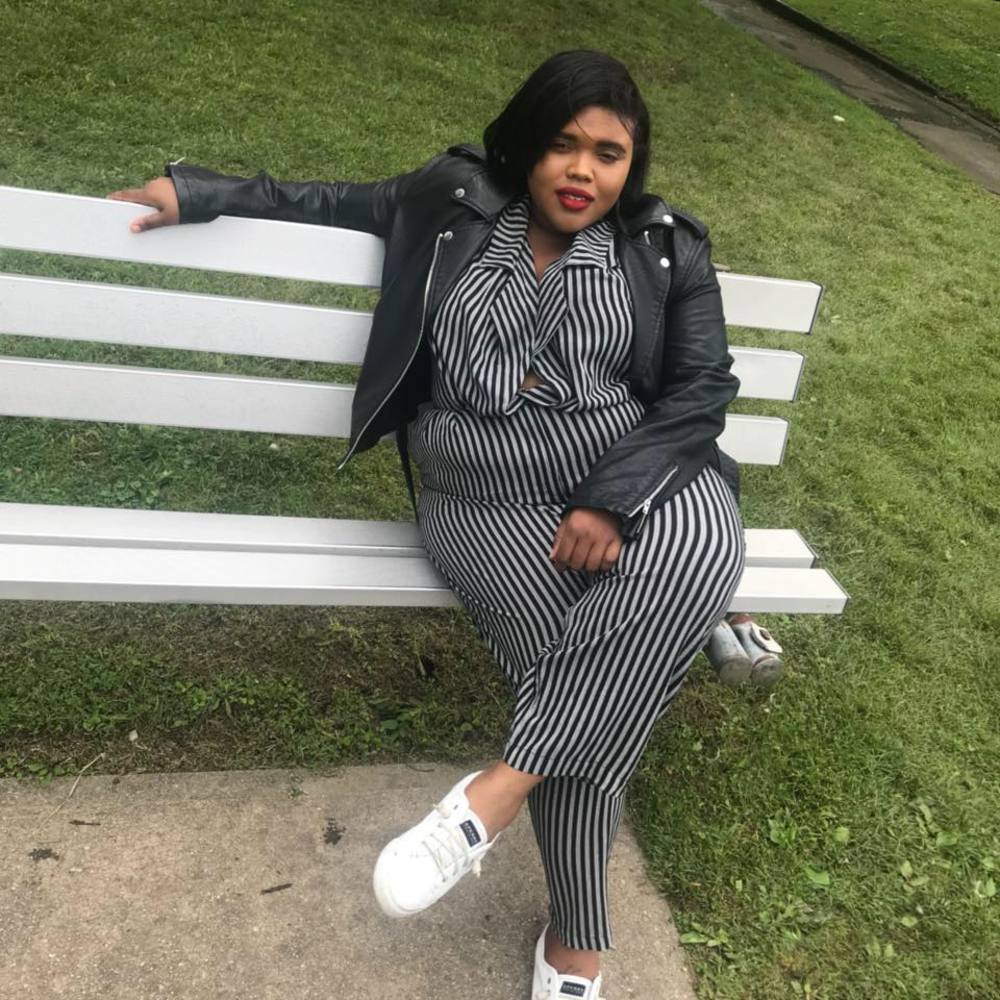 Meet your Posher, Anika